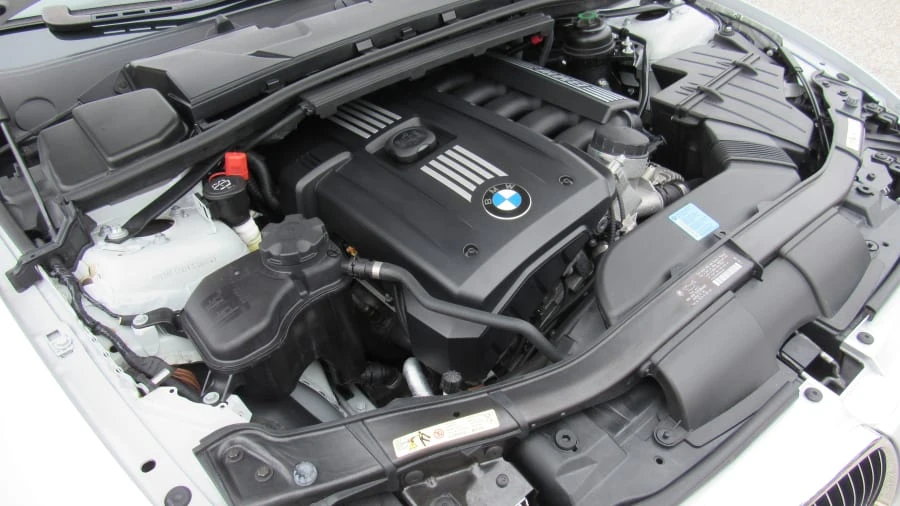 2009 BMW E93 3 Series Convertible - Image 7 of 10