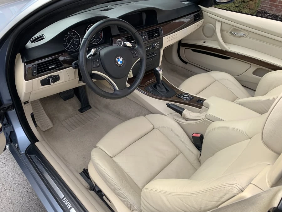 2009 BMW E93 3 Series Convertible - Image 4 of 10