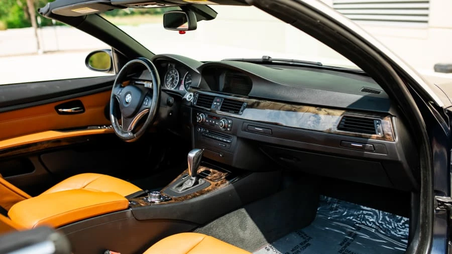 2009 BMW E93 3 Series Convertible - Image 9 of 15