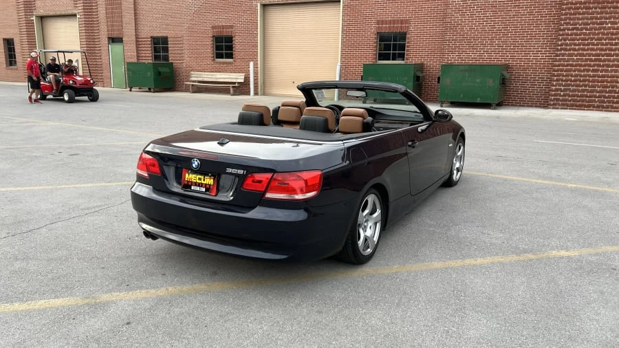 2009 BMW E93 3 Series Convertible - Image 2 of 4