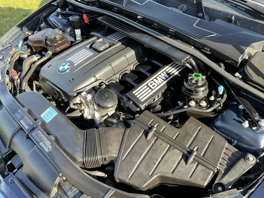 2009 BMW E93 3 Series Convertible - Image 6 of 14
