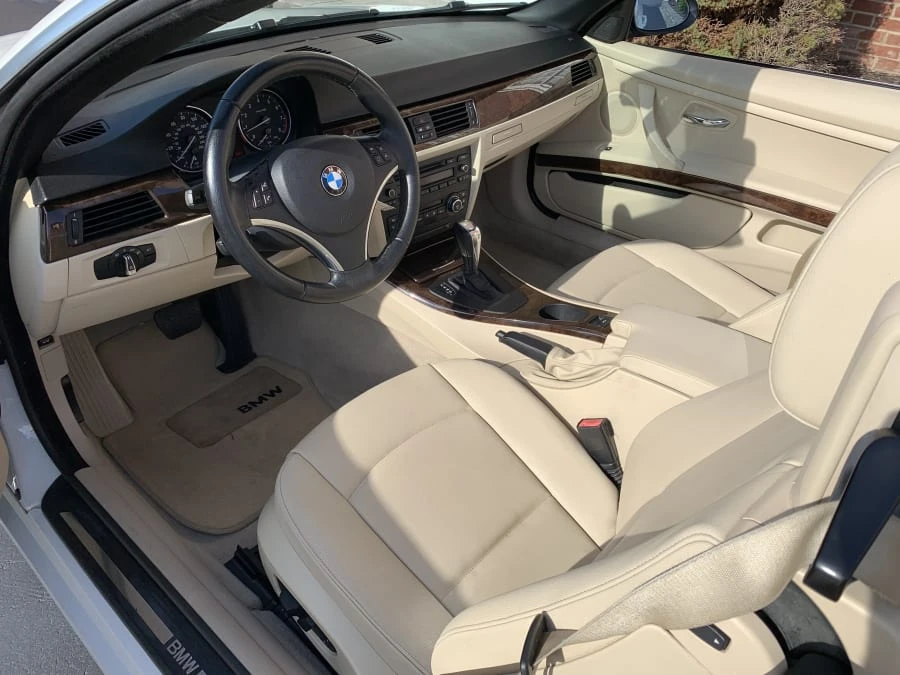 2009 BMW E93 3 Series Convertible - Image 4 of 11