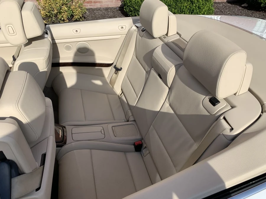 2009 BMW E93 3 Series Convertible - Image 5 of 11