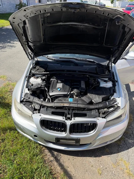 2009 BMW E90 3 Series Sedan - Image 7 of 12