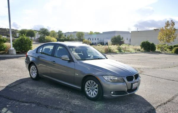 2009 BMW E90 3 Series Sedan - Image 5 of 15