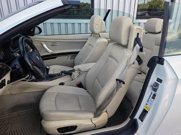 2009 BMW E93 3 Series Convertible - Image 11 of 21