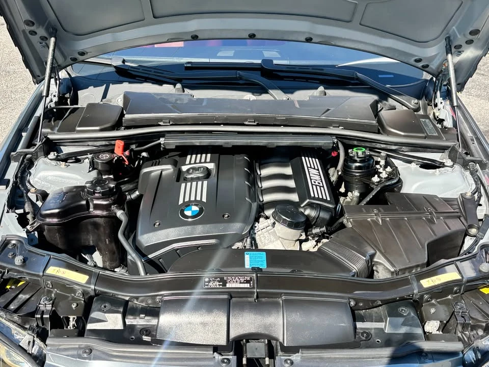 2009 BMW E90 3 Series Sedan - Image 9 of 20