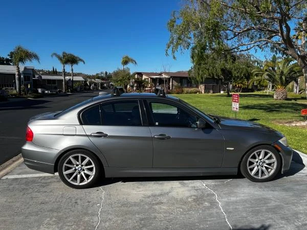 2009 BMW E90 3 Series Sedan - Image 3 of 6