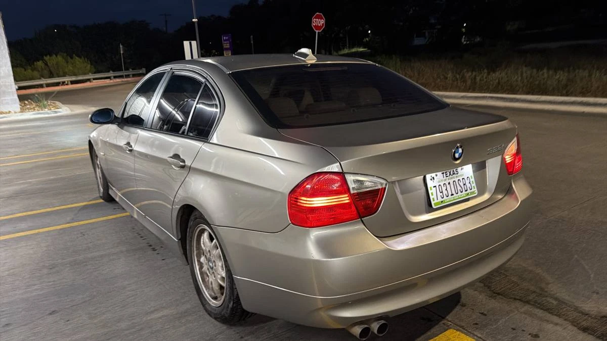 2009 BMW E90 3 Series Sedan - Image 6 of 9