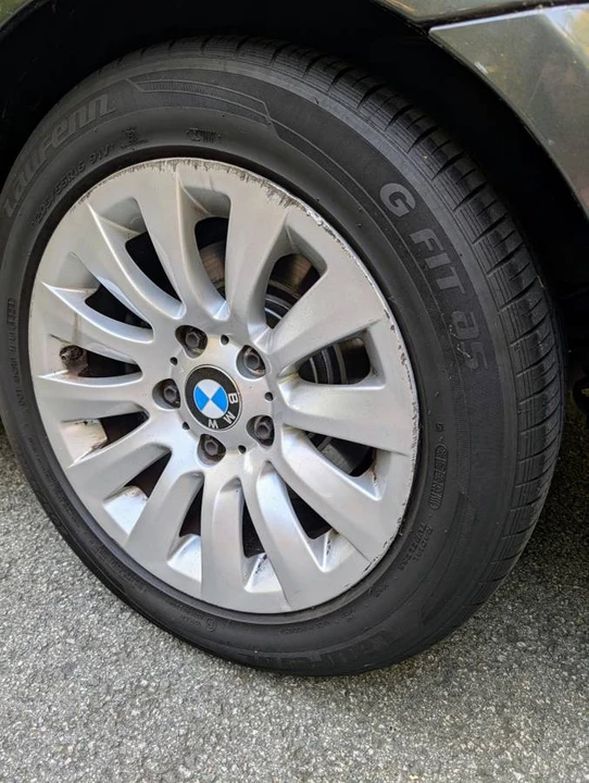 2009 BMW E90 3 Series Sedan - Image 8 of 24
