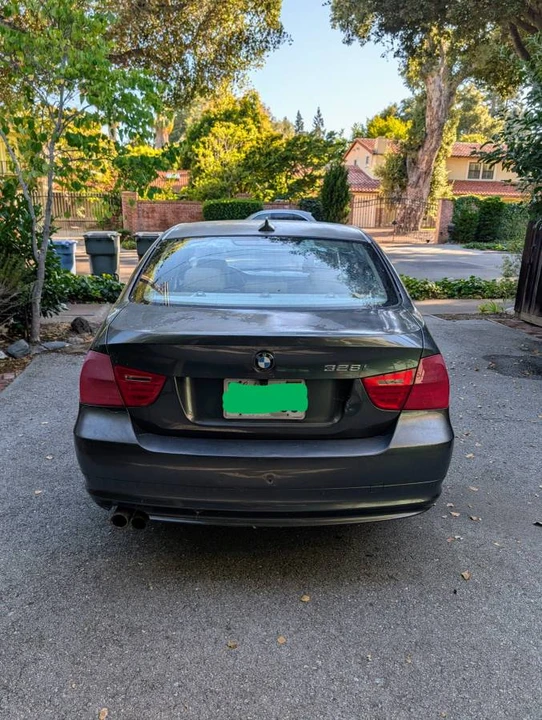 2009 BMW E90 3 Series Sedan - Image 4 of 24