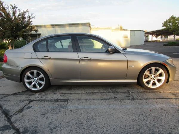 2009 BMW E90 3 Series Sedan - Image 7 of 16