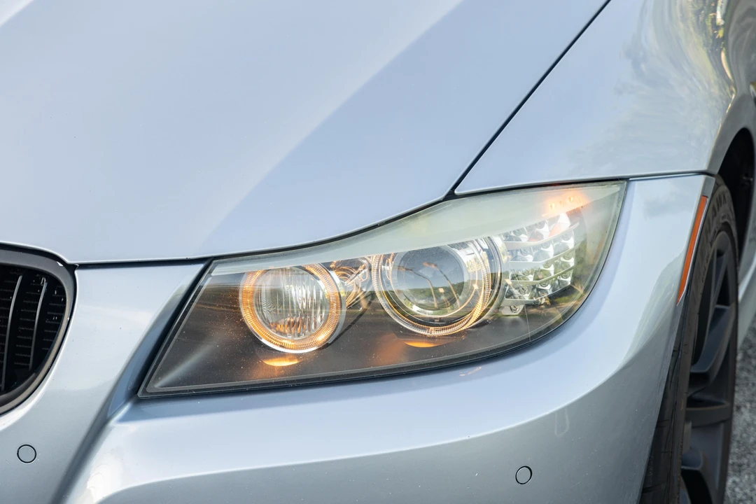 2009 BMW E90 3 Series Sedan - Image 14 of 31