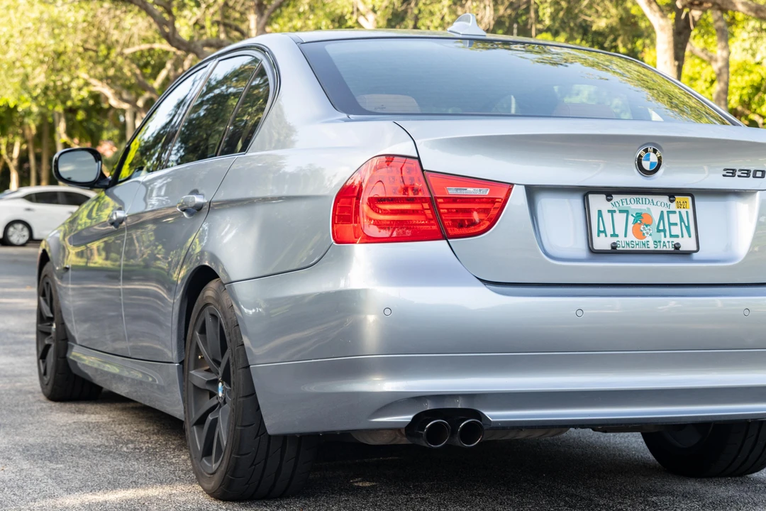 2009 BMW E90 3 Series Sedan - Image 29 of 31