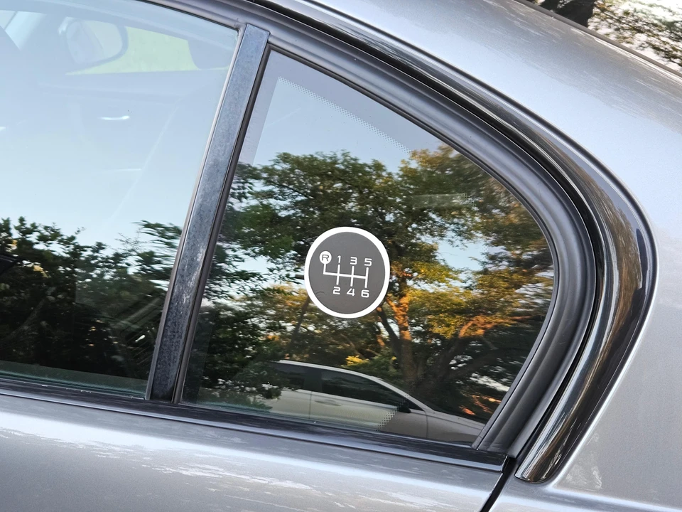 2009 BMW E90 3 Series Sedan - Image 13 of 31