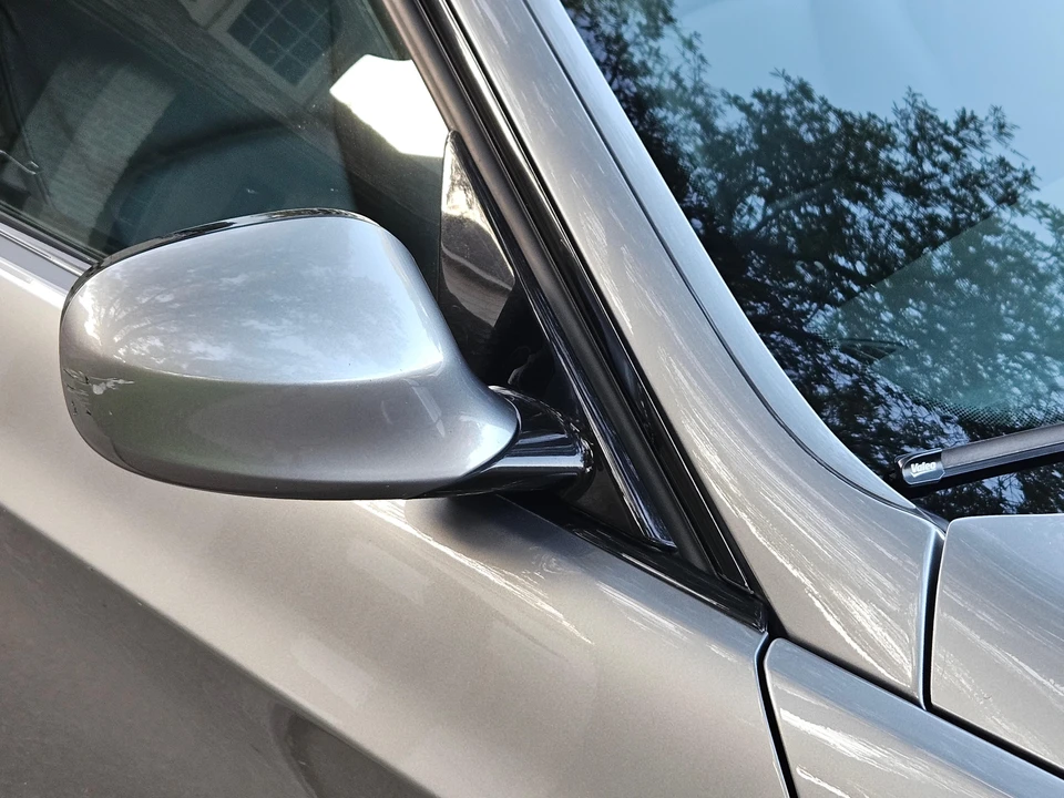 2009 BMW E90 3 Series Sedan - Image 18 of 31