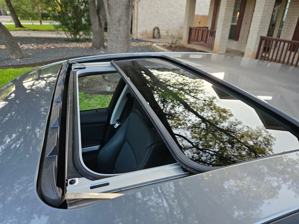 2009 BMW E90 3 Series Sedan - Image 20 of 31