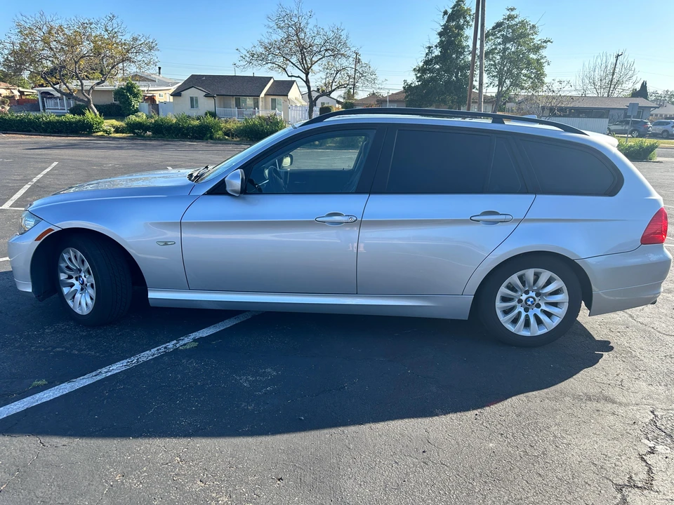 2009 BMW E91 3 Series Touring - Image 10 of 31