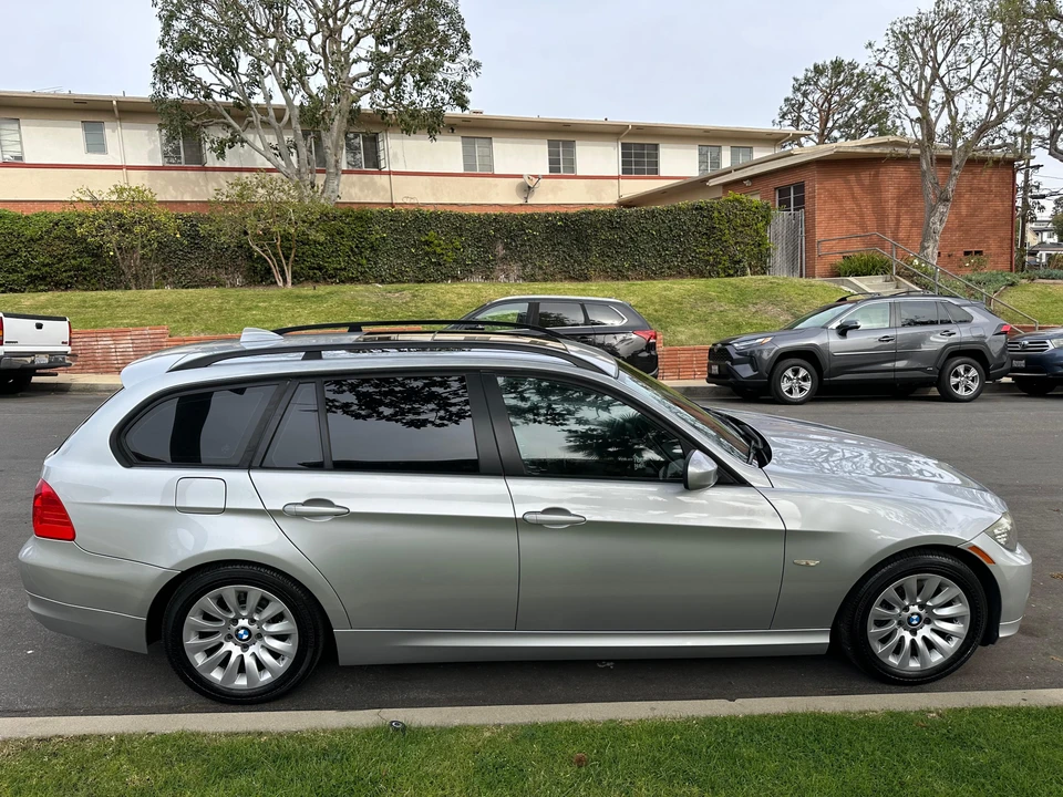 2009 BMW E91 3 Series Touring - Image 12 of 31