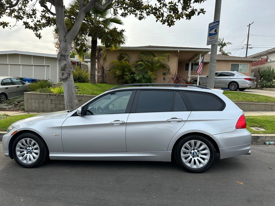 2009 BMW E91 3 Series Touring - Image 9 of 31