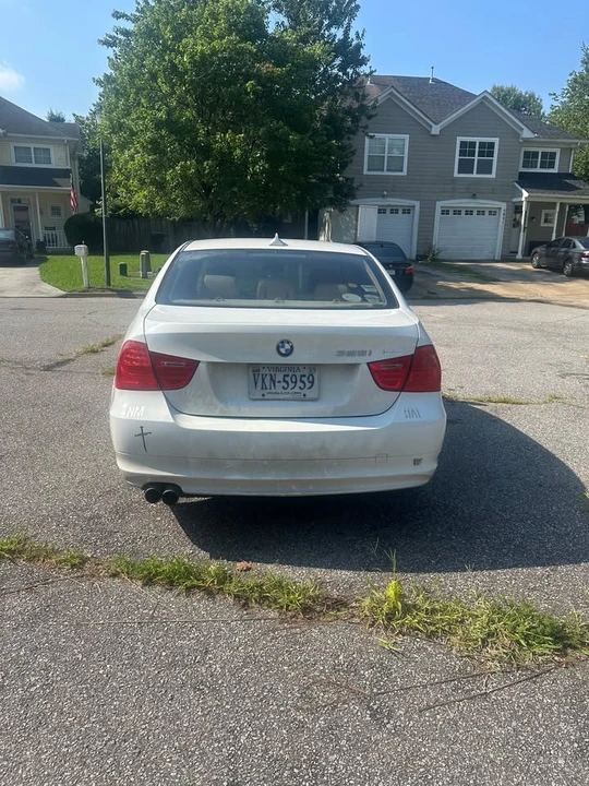 2009 BMW E90 3 Series Sedan - Image 7 of 8