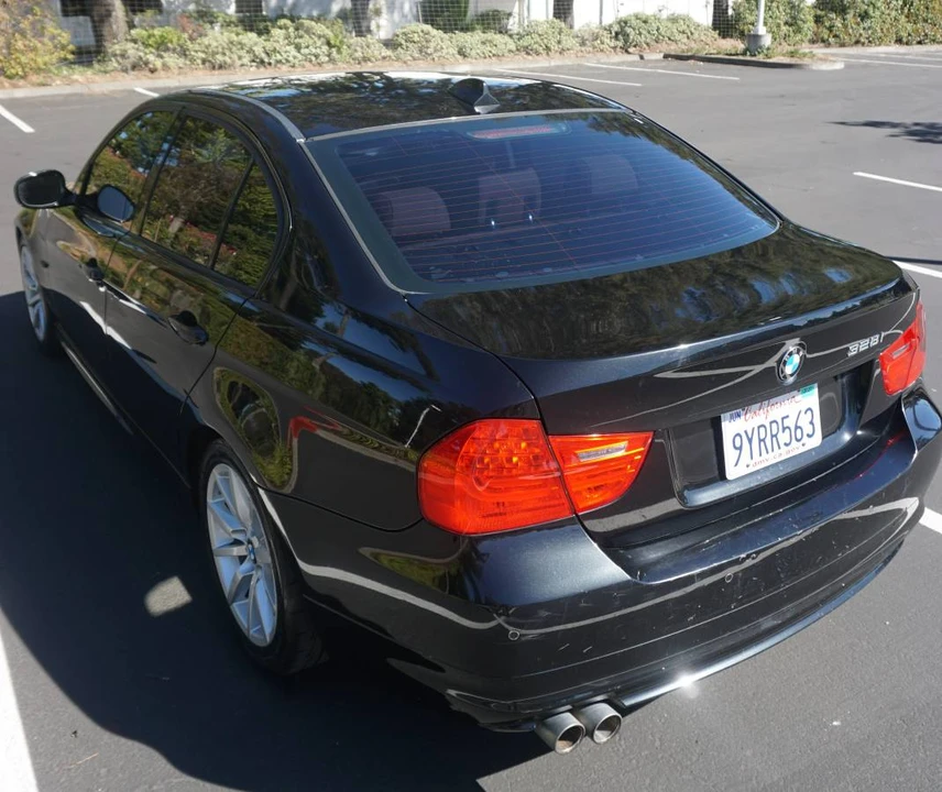 2009 BMW E90 3 Series Sedan - Image 6 of 15