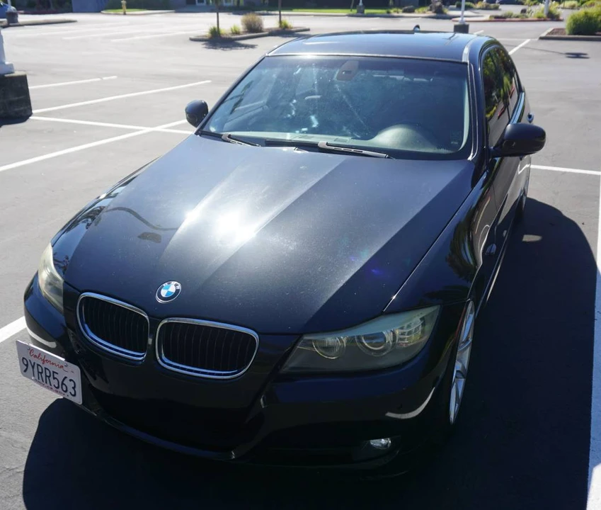2009 BMW E90 3 Series Sedan - Image 3 of 15
