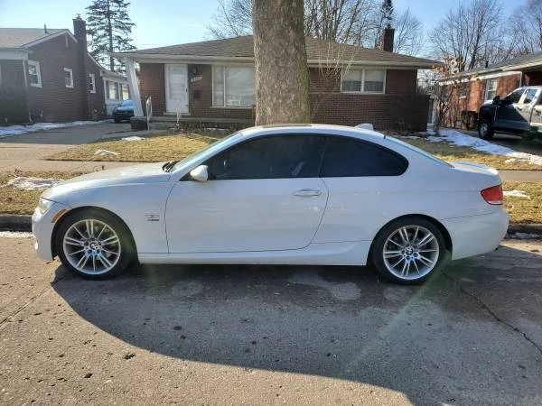 2009 BMW E90 3 Series Sedan - Image 11 of 16