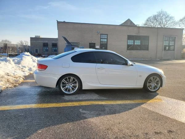2009 BMW E90 3 Series Sedan - Image 2 of 16