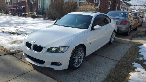 2009 BMW E90 3 Series Sedan - Image 4 of 16