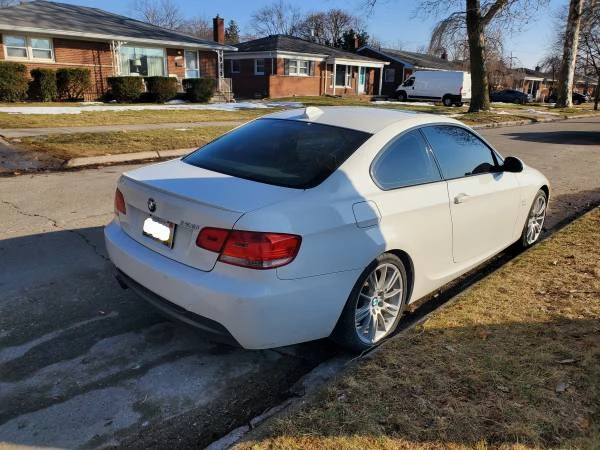 2009 BMW E90 3 Series Sedan - Image 9 of 16