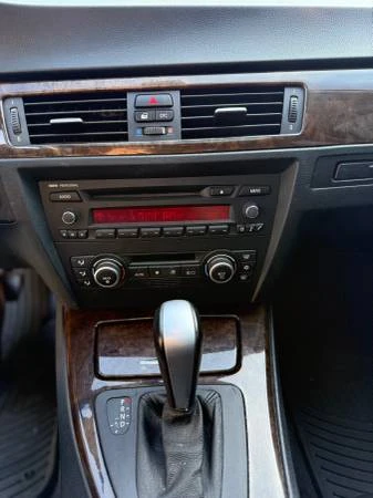2009 BMW E90 3 Series Sedan - Image 12 of 20