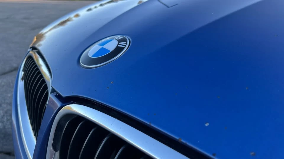 2009 BMW E90 3 Series Sedan - Image 17 of 19