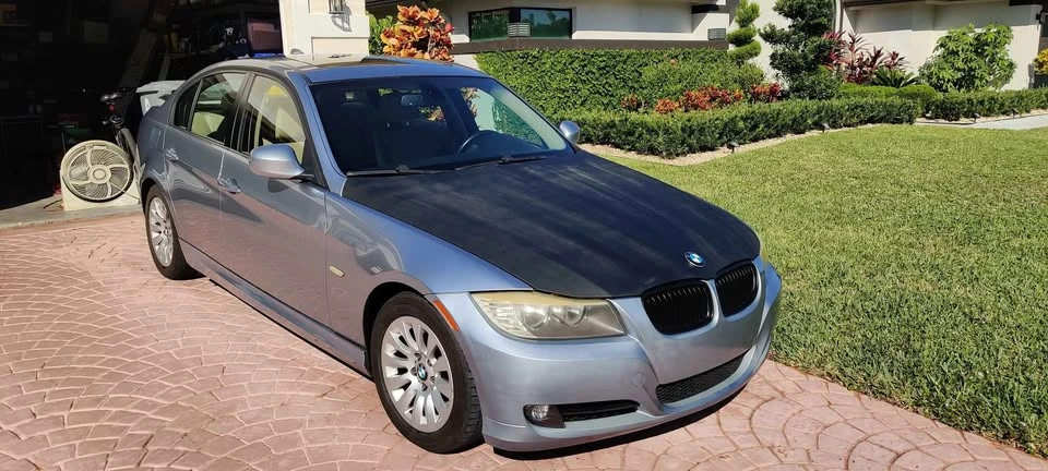 2009 BMW E90 3 Series Sedan - Image 3 of 10