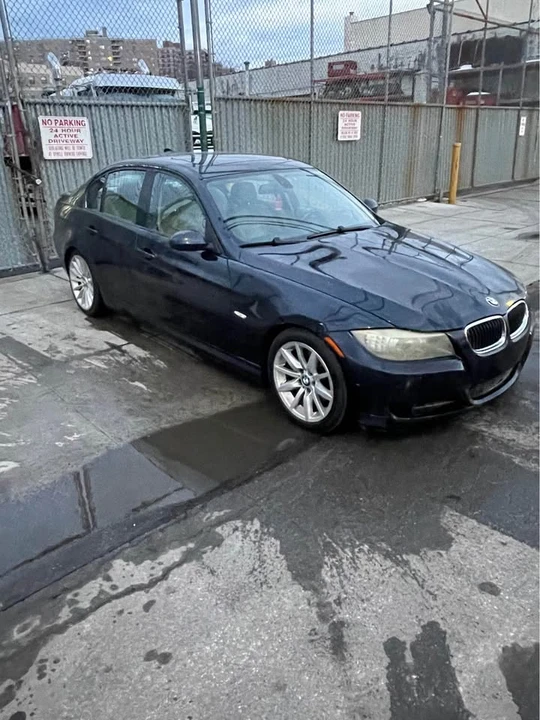 2009 BMW E90 3 Series Sedan - Image 4 of 9