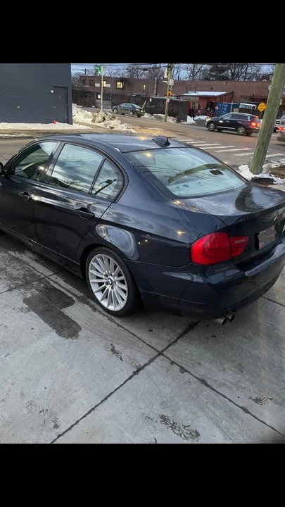 2009 BMW E90 3 Series Sedan - Image 6 of 9