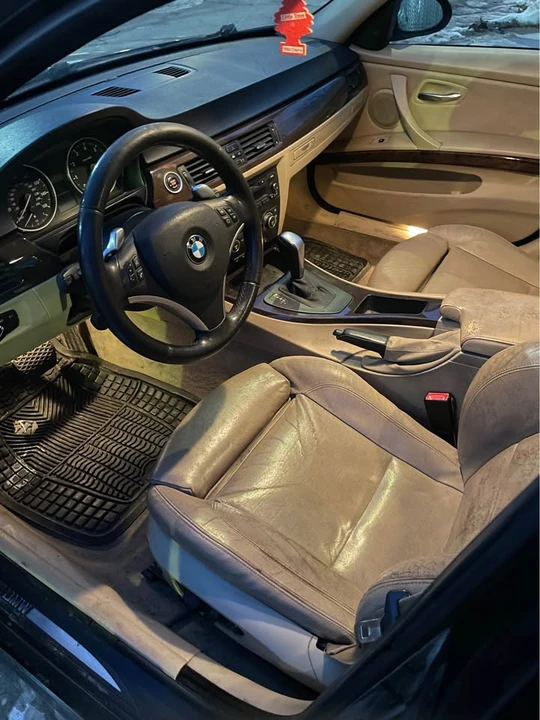 2009 BMW E90 3 Series Sedan - Image 8 of 9