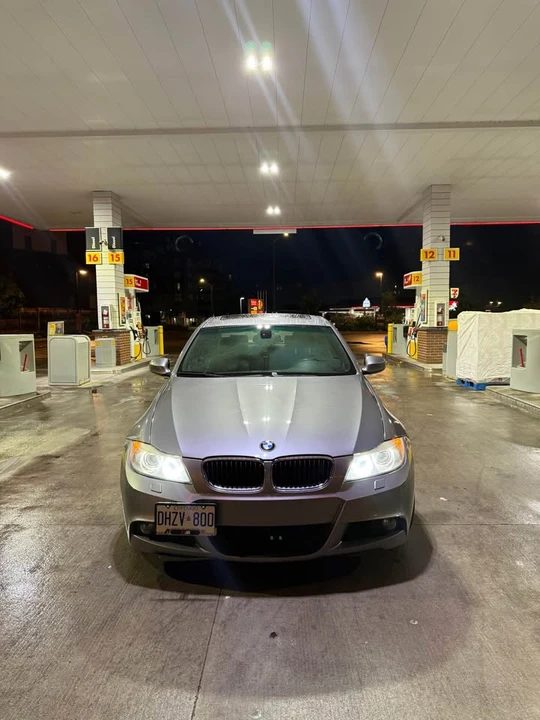 2009 BMW E90 3 Series Sedan - Image 3 of 17