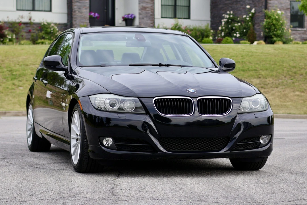 2009 BMW E90 3 Series Sedan - Image 6 of 31