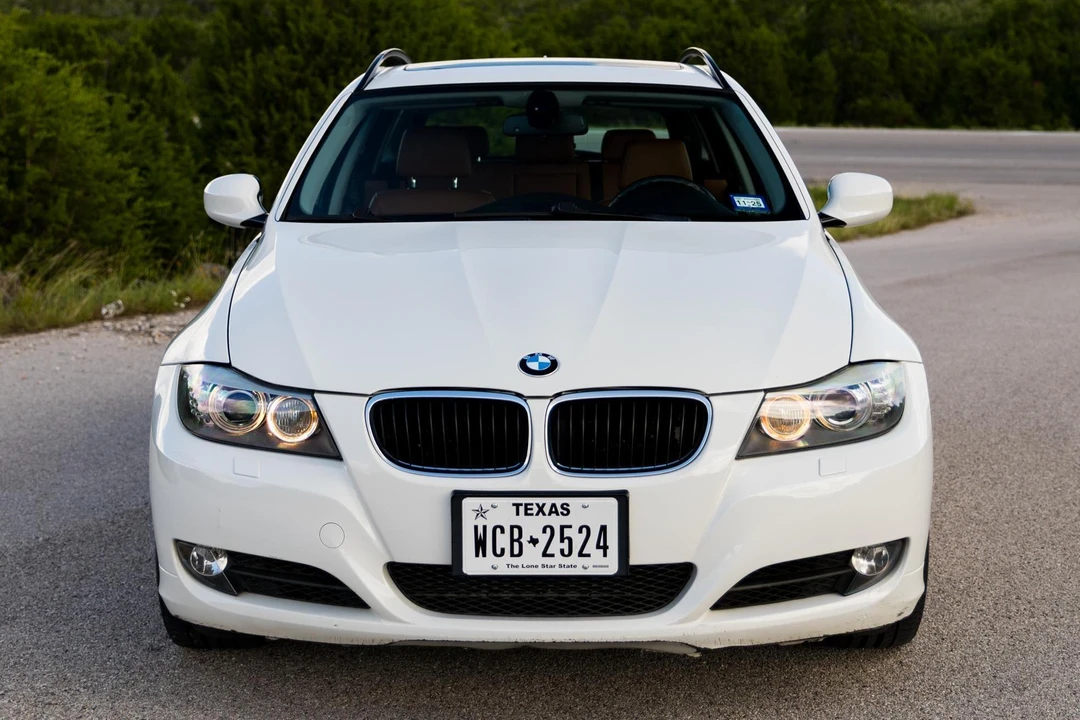 2009 BMW E91 3 Series Touring - Image 2 of 31