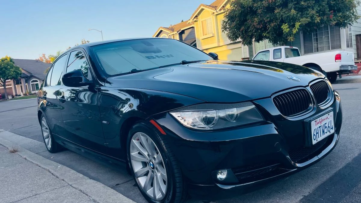 2009 BMW E90 3 Series Sedan - Image 10 of 14