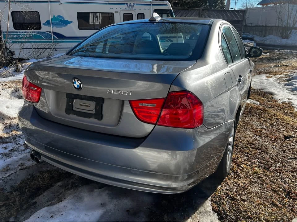 2009 BMW E90 3 Series Sedan - Image 3 of 8