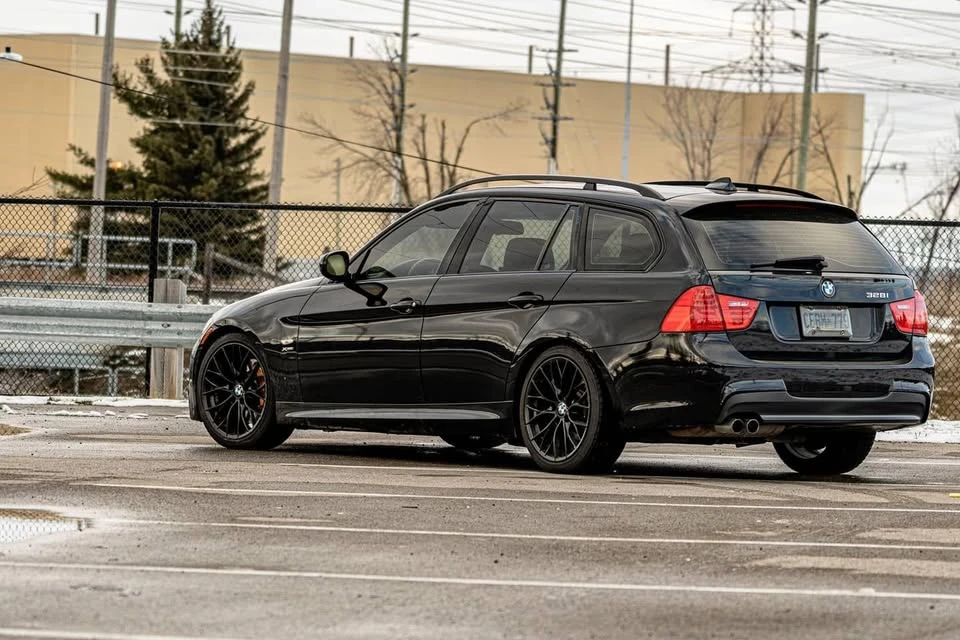 2009 BMW E90 3 Series Sedan - Image 10 of 10