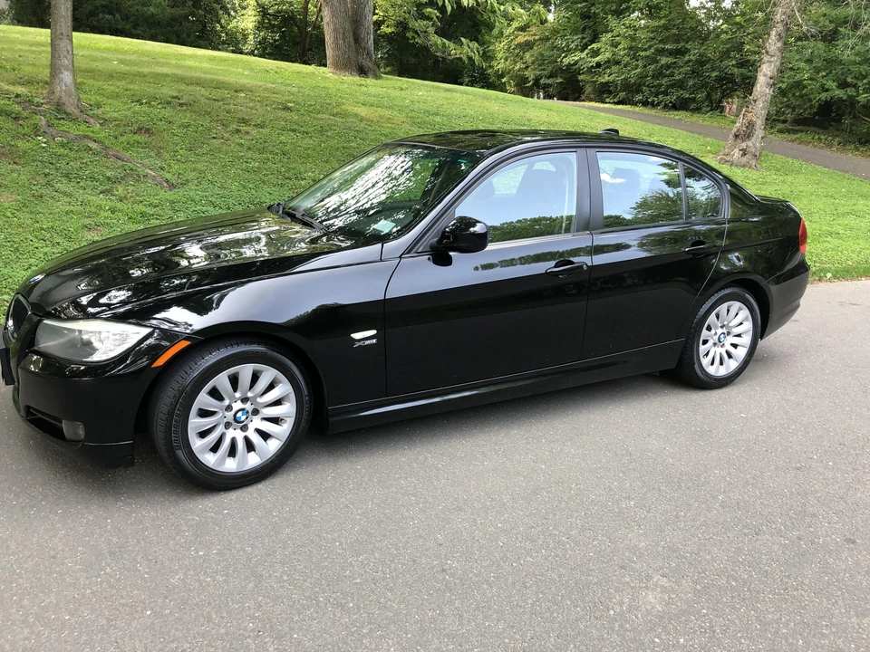 2009 BMW E90 3 Series Sedan - Image 7 of 31