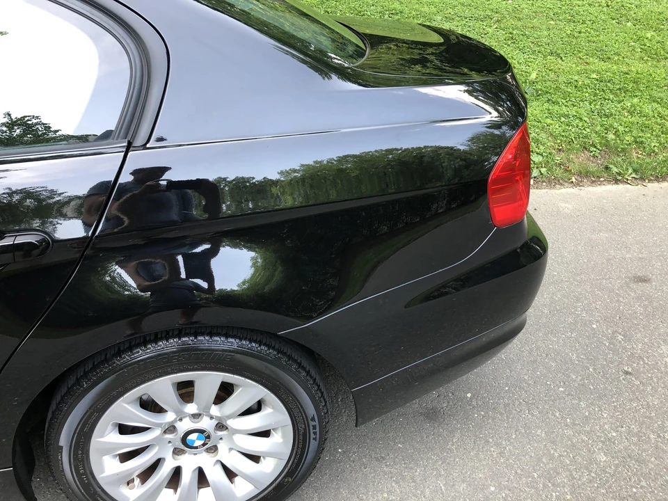 2009 BMW E90 3 Series Sedan - Image 25 of 31