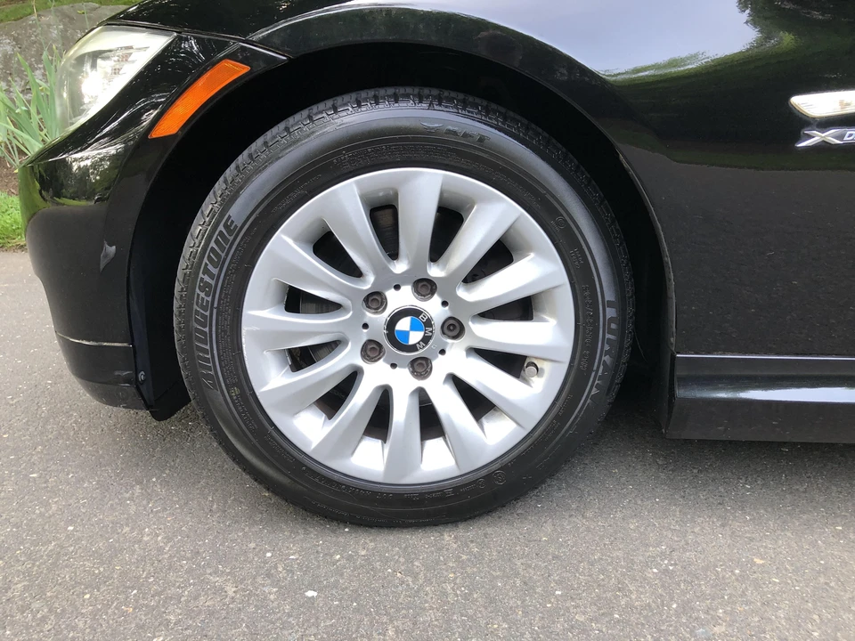2009 BMW E90 3 Series Sedan - Image 21 of 31