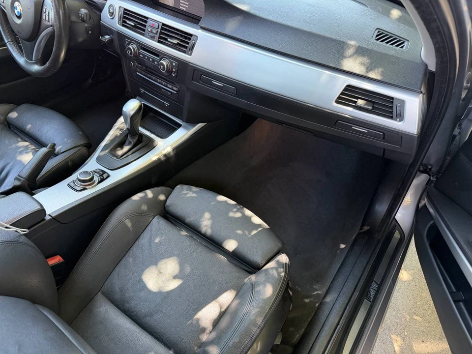 2009 BMW E90 3 Series Sedan - Image 8 of 8