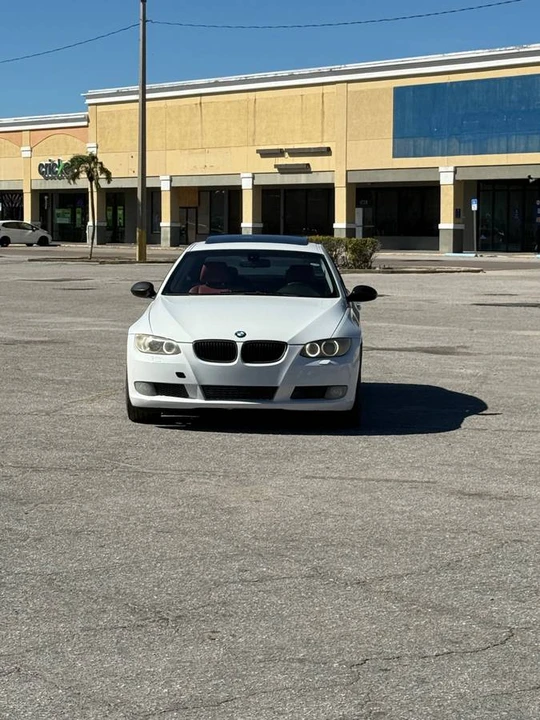 2009 BMW E90 335i Sedan - Image 10 of 21
