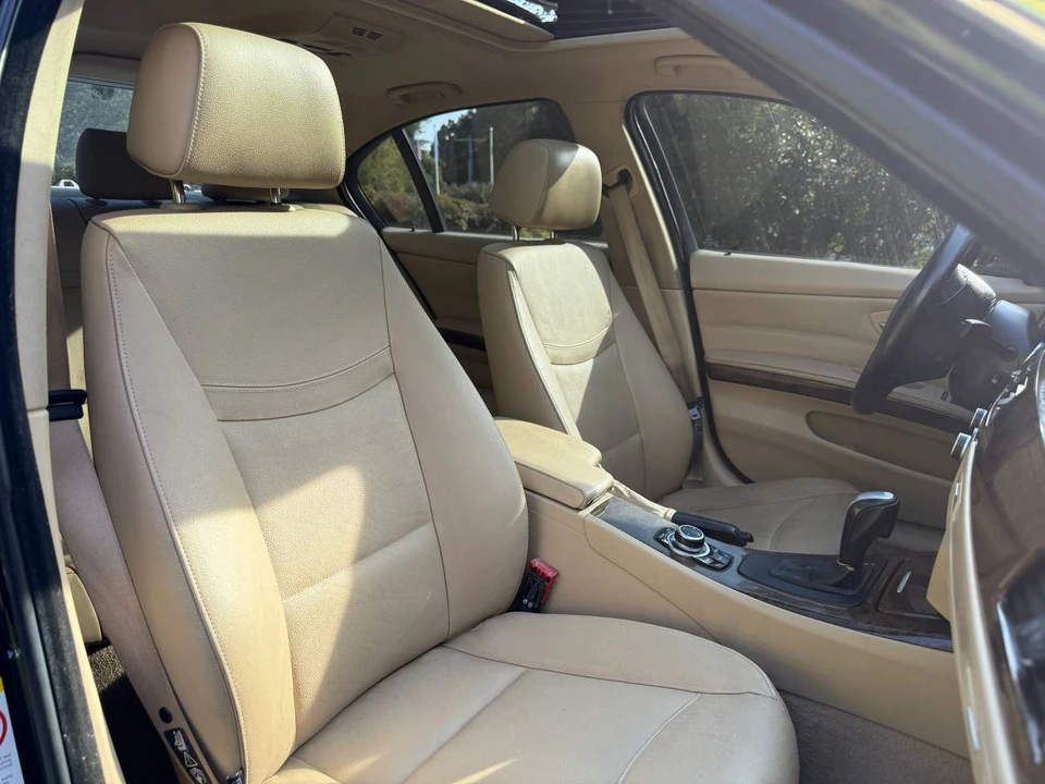 2009 BMW E90 335i Sedan - Image 15 of 16