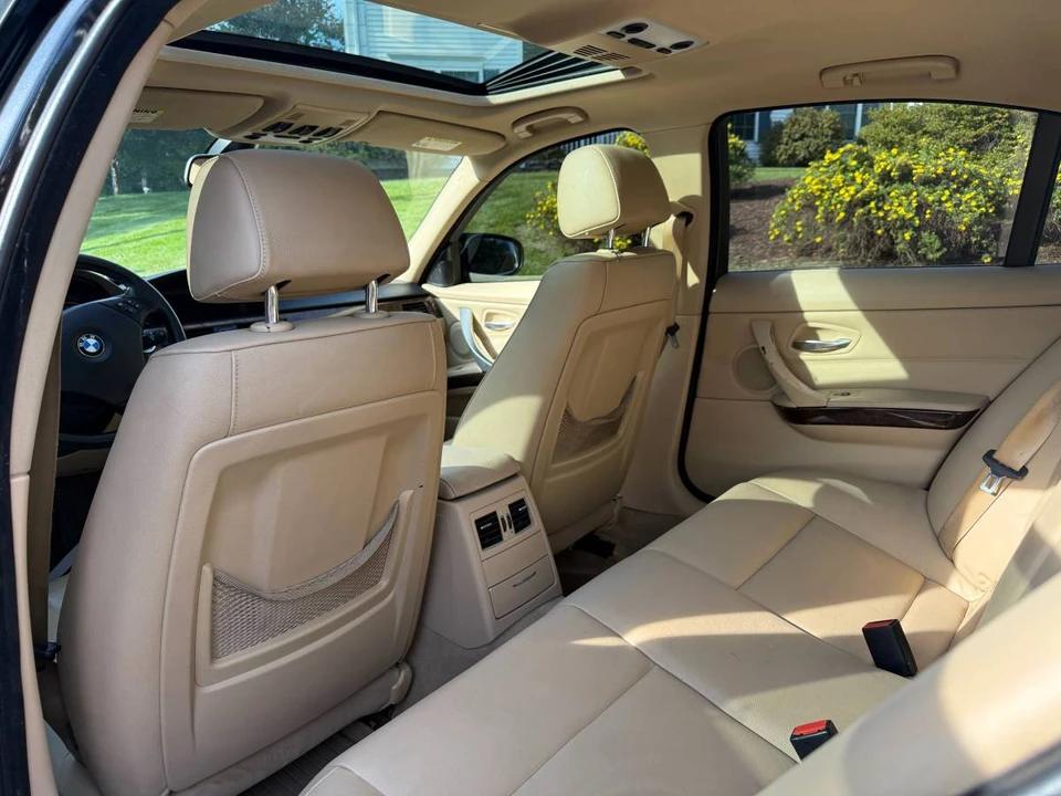 2009 BMW E90 335i Sedan - Image 12 of 16